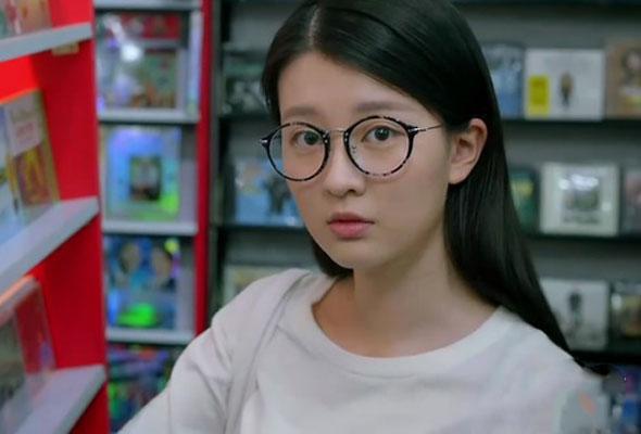 小蚯蚓关关战职场 加班熬夜狗肌肤怎么救