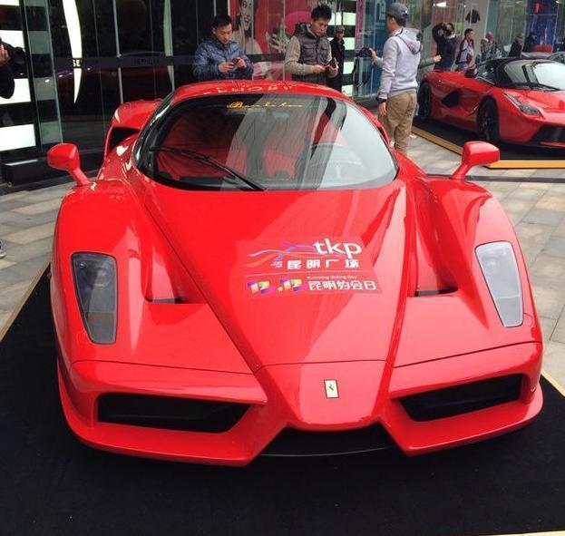 云南土豪拥上亿豪车 霸气侧漏直逼大洋彼岸