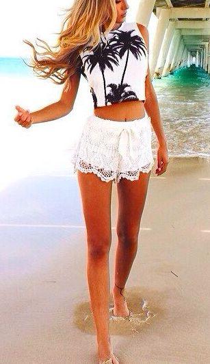 今天穿什么：迄今为止还没见过谁穿蕾丝裙好看呢