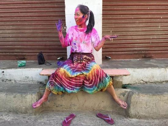 印度HOLI节上的梦婷.jpg