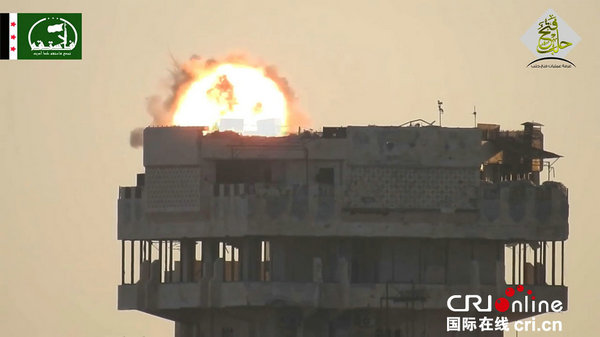 叙反对派发射导弹袭击政府军