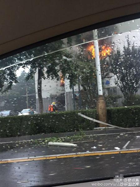 1469408547395824.jpg 01.jpg