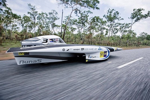 新能源车不止于电动 还有甲醇和太阳能 