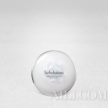 雪花秀致美润白气垫粉底液