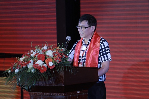 黄凤荣 中国公司秀是移动互联传播的典范.JPG