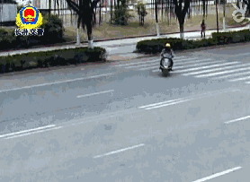 V2dB-fzcyxmv1663401.gif