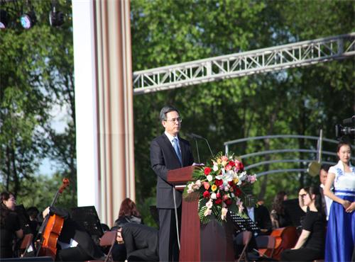 3黑龙江省政协主席黄建盛致辞（王洋 摄）.JPG