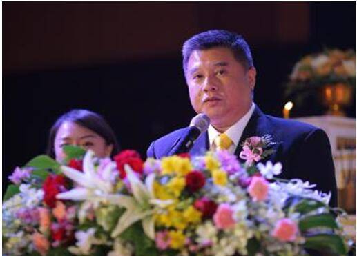 泰国亲王、国防部次长办公室高级顾问 素披迪·巴威塔发表讲话