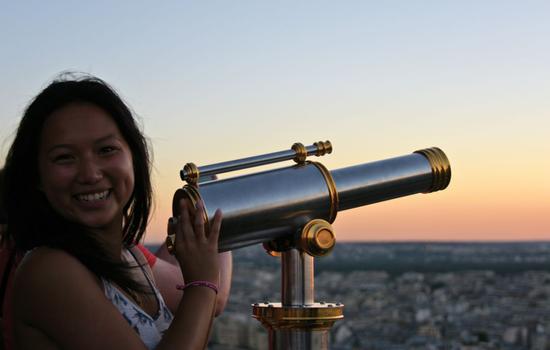 图为2016年7月在巴黎游玩的游客。（新华社/卫星社）