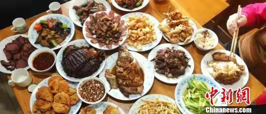 资料图：年夜饭。