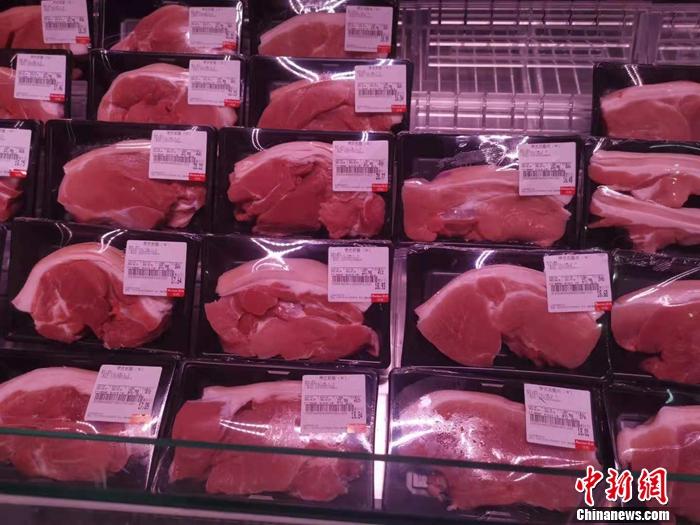 北京丰台区某超市售卖的猪肉。 a target='_blank' href='http://www.chinanews.com/' 中新网/a记者 谢艺观 摄