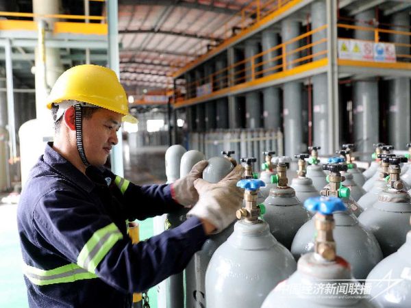 20240130  福建上杭：科技创新驱动引领发展“新赛道”2.jpg?v=1706585625