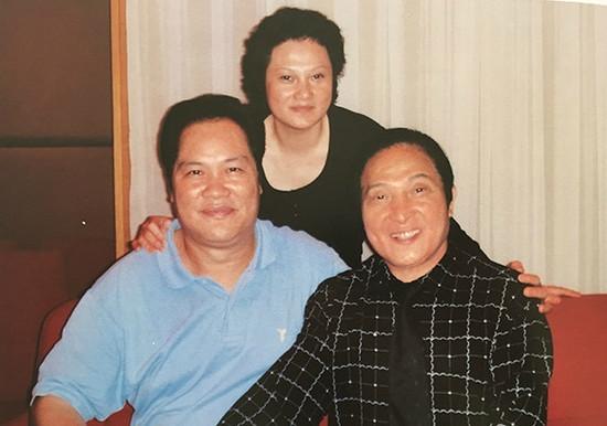 1460865504737546.jpg 朱明国夫妇与王林合照.jpg