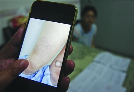 15岁女生遭5名同学欺凌4小时 男生围观起哄